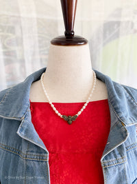 Fresh Water Pearl With Vintage Bee