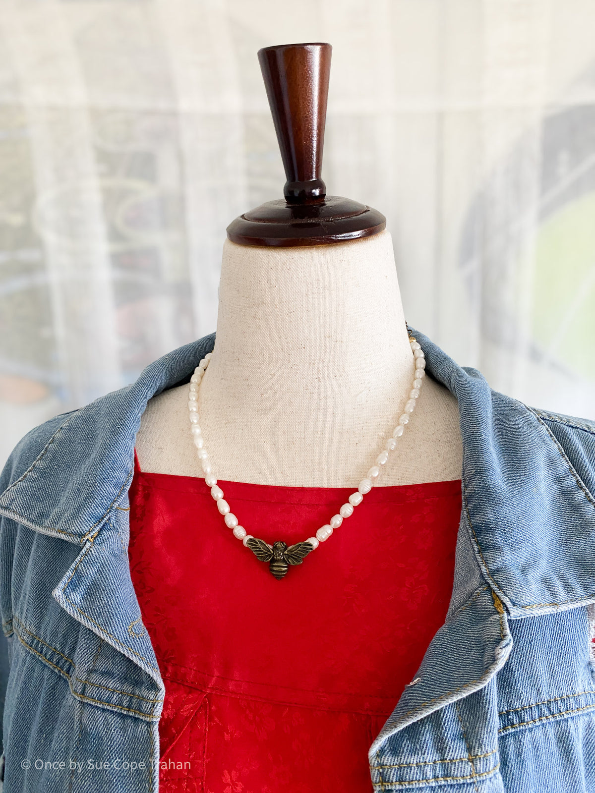 Fresh Water Pearl With Vintage Bee