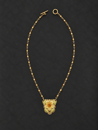 Art Nouveau Floral Fur Clip Pendant Necklace
