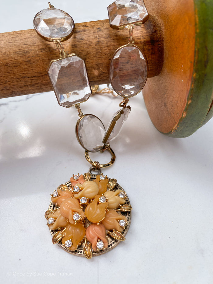 Peach Pendant Acryllic Beads