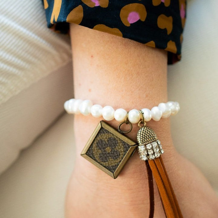 Fresh Water Pearl with LV Charm Bracelet No. 1